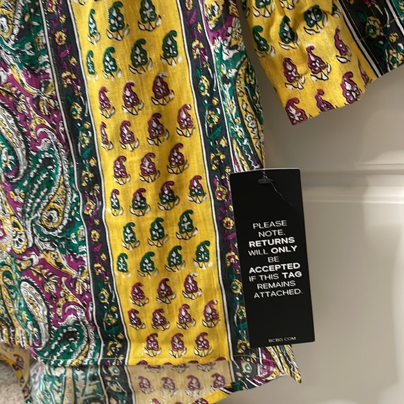 BCBG camila small blouse NWT metallic thread - Picture 6 of 13